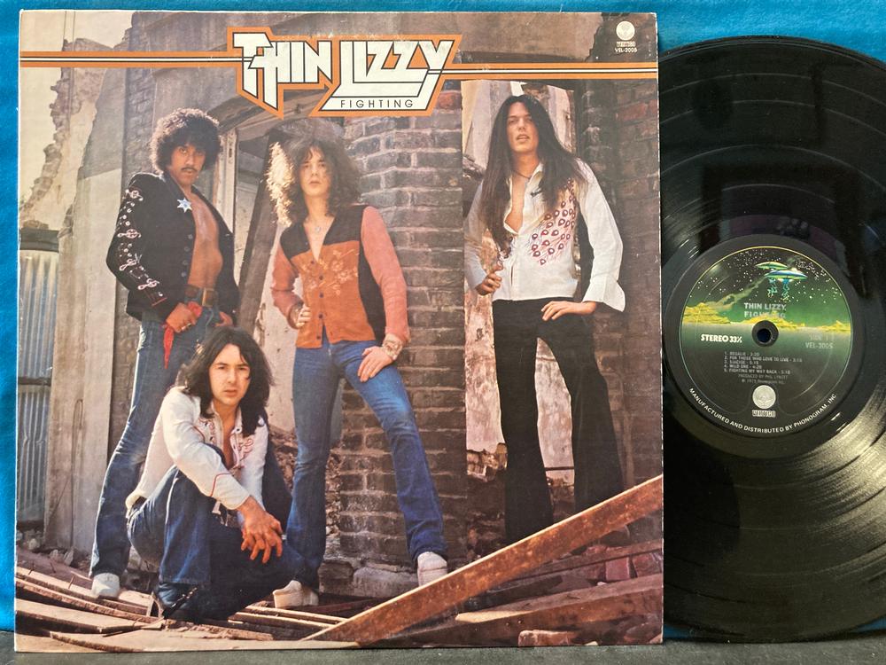 Thin Lizzy Fighting LP レコード Amazon.com: Fighting: CDs & Vinyl
